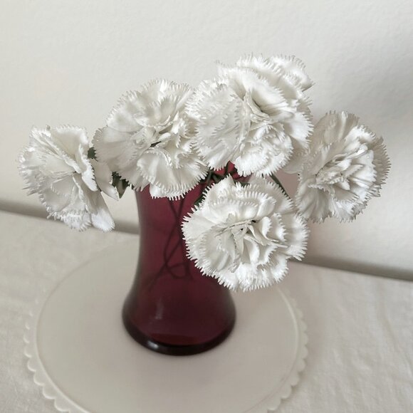 Vintage Plastic Carnations Set of 5 White Stems - Picture 1 of 12